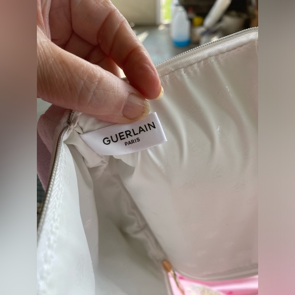 GUERLAIN PARIS Velour MAKEUP BAG - Picture 9 of 10